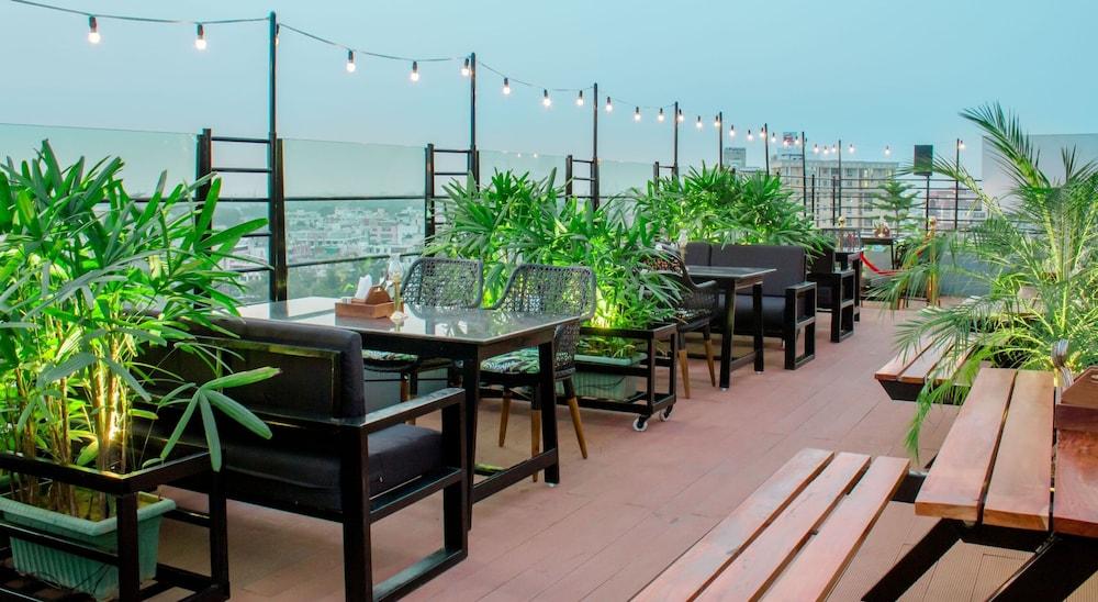 Royal Orchid Central Jaipur, Bani Park Ngoại thất bức ảnh