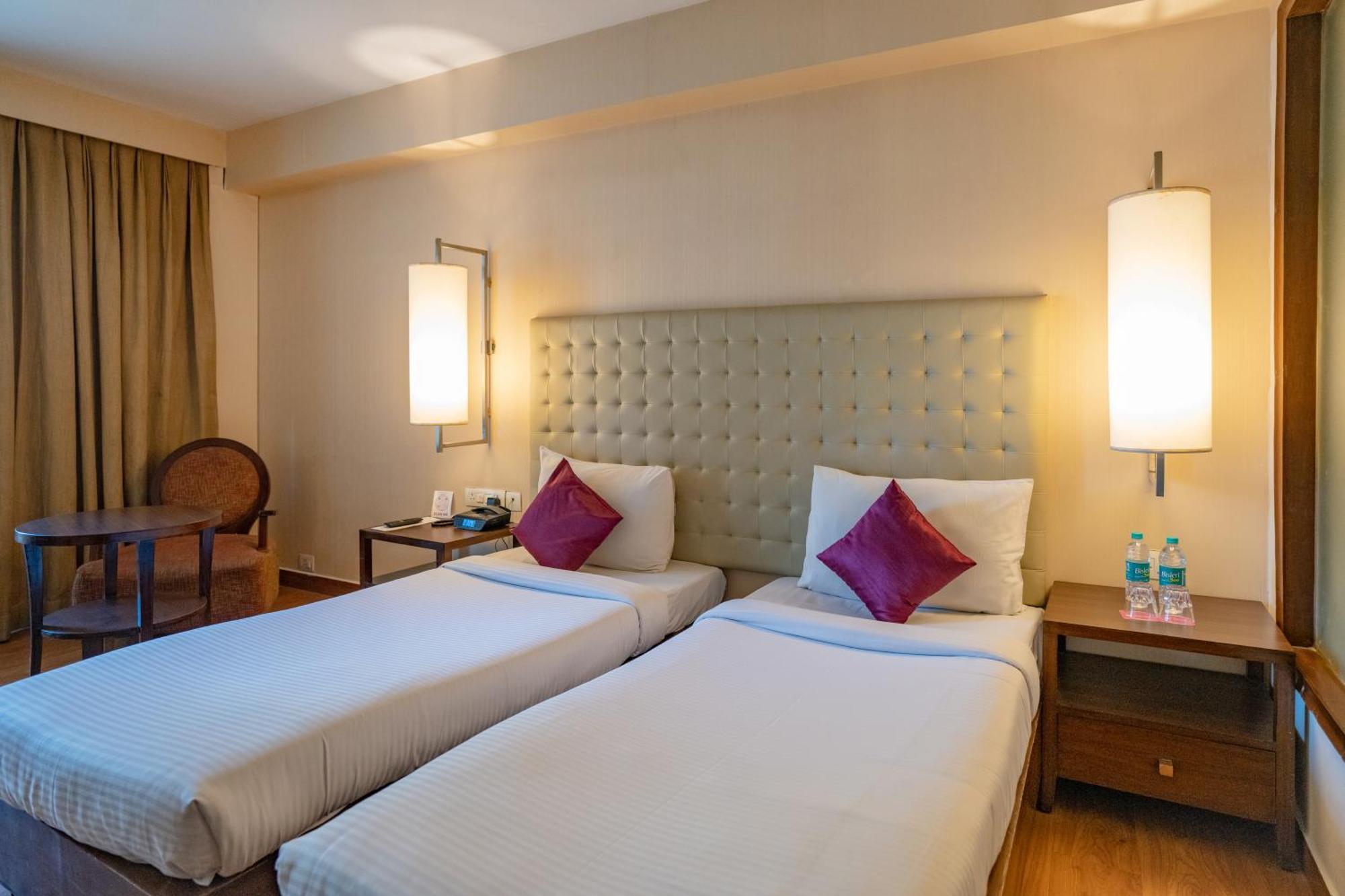Royal Orchid Central Jaipur, Bani Park Ngoại thất bức ảnh