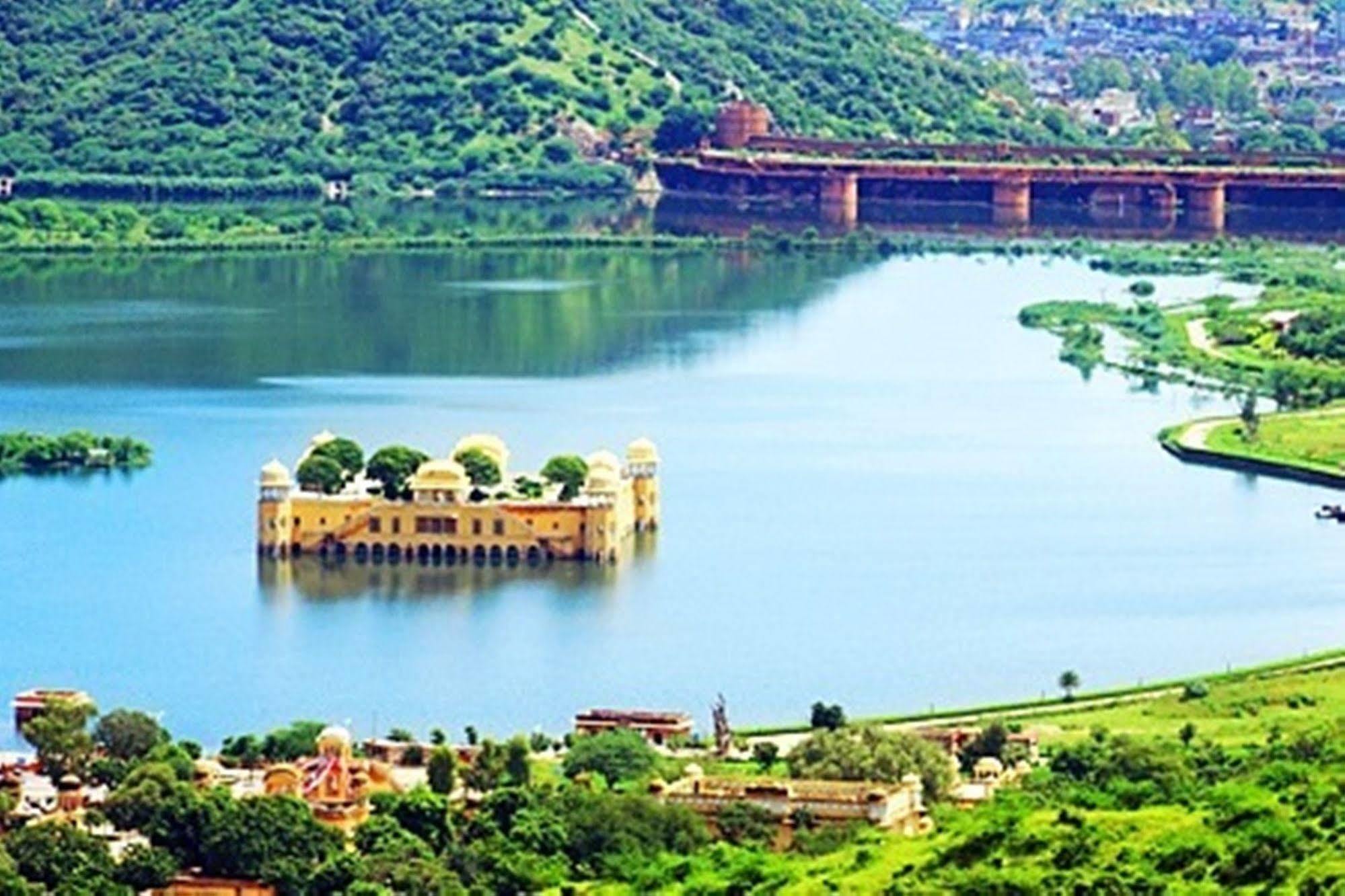 Royal Orchid Central Jaipur, Bani Park Ngoại thất bức ảnh